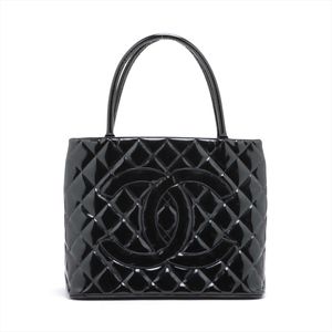 Chanel Tote Bag Patent Leather Black